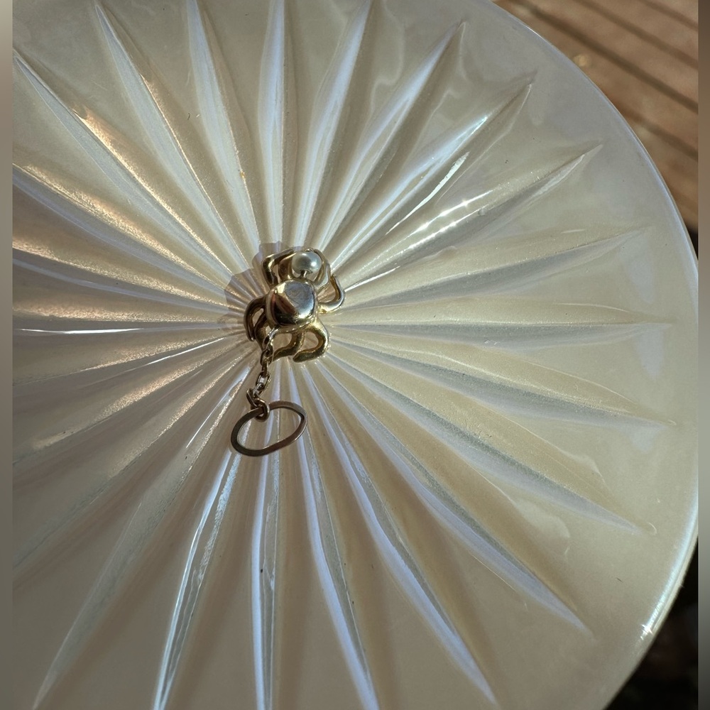 Catbird Gold and Pearl spider charm